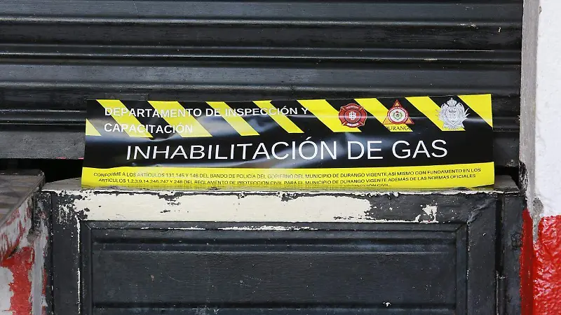 Comercios y restaurantes a las afueras de la Central Camionera de Durango 